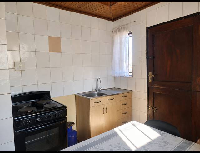 3 BEDROOM HOUSE FOR SALE IN EVATON CENTRAL